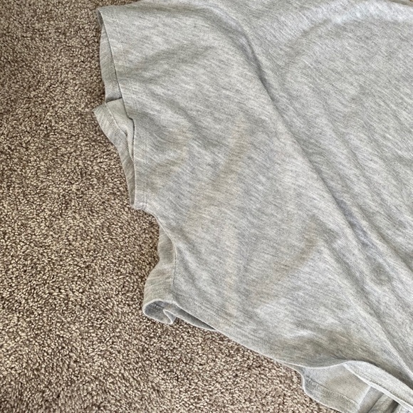 Reitman’s cropped front tie shirt - Picture 2 of 4